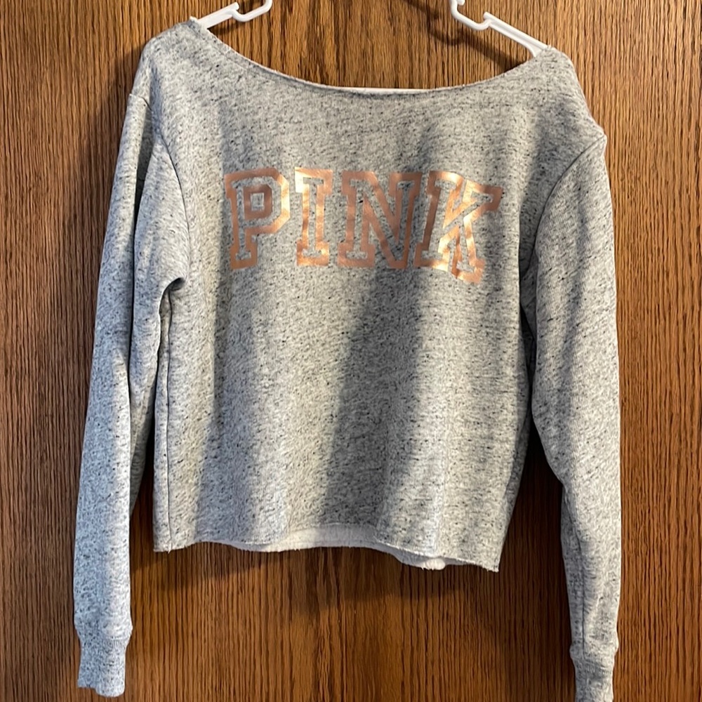 Woman’s PINK crop top sweatshirt
